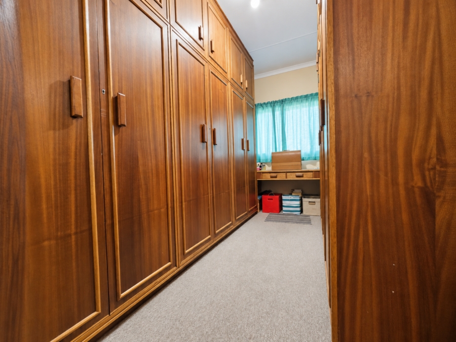 4 Bedroom Property for Sale in Wilkoppies North West